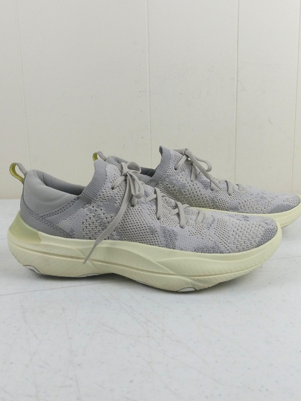 Sorel Women's Explorer Blitz Stride Lace Up Sneakers Size 8 Breathable Gray Knit